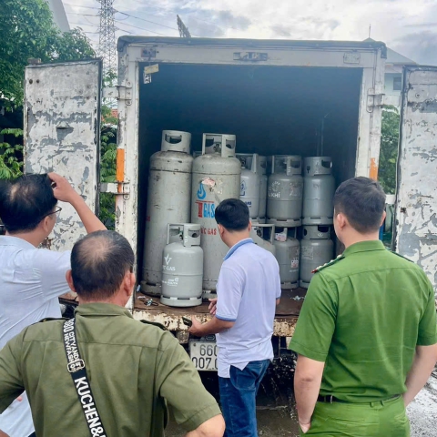 Công an vào cuộc điều tra vụ sang chiết gas trái phép